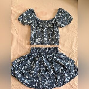 Hollister Blue and White Floral Set